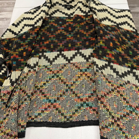 Intro. Aztec Print Cardigan Southwestern Open Front Sweater Women’s Size Medium - Picture 4 of 12